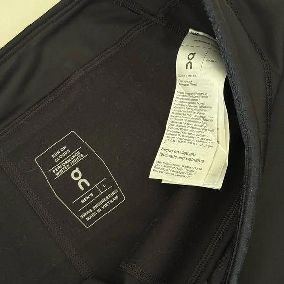 On Running Men's Performance Winter Tights - Picture 8 of 8